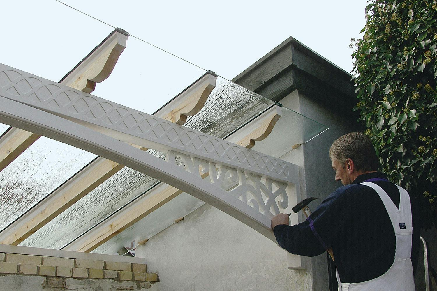 Glasstak: Se hvordan du lager et flott og praktisk glasstak. Glasstak over terrasse